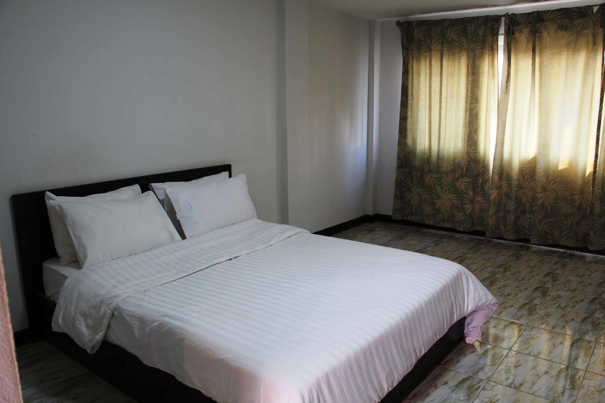Tamarind Residences Khon Kaen Exterior foto